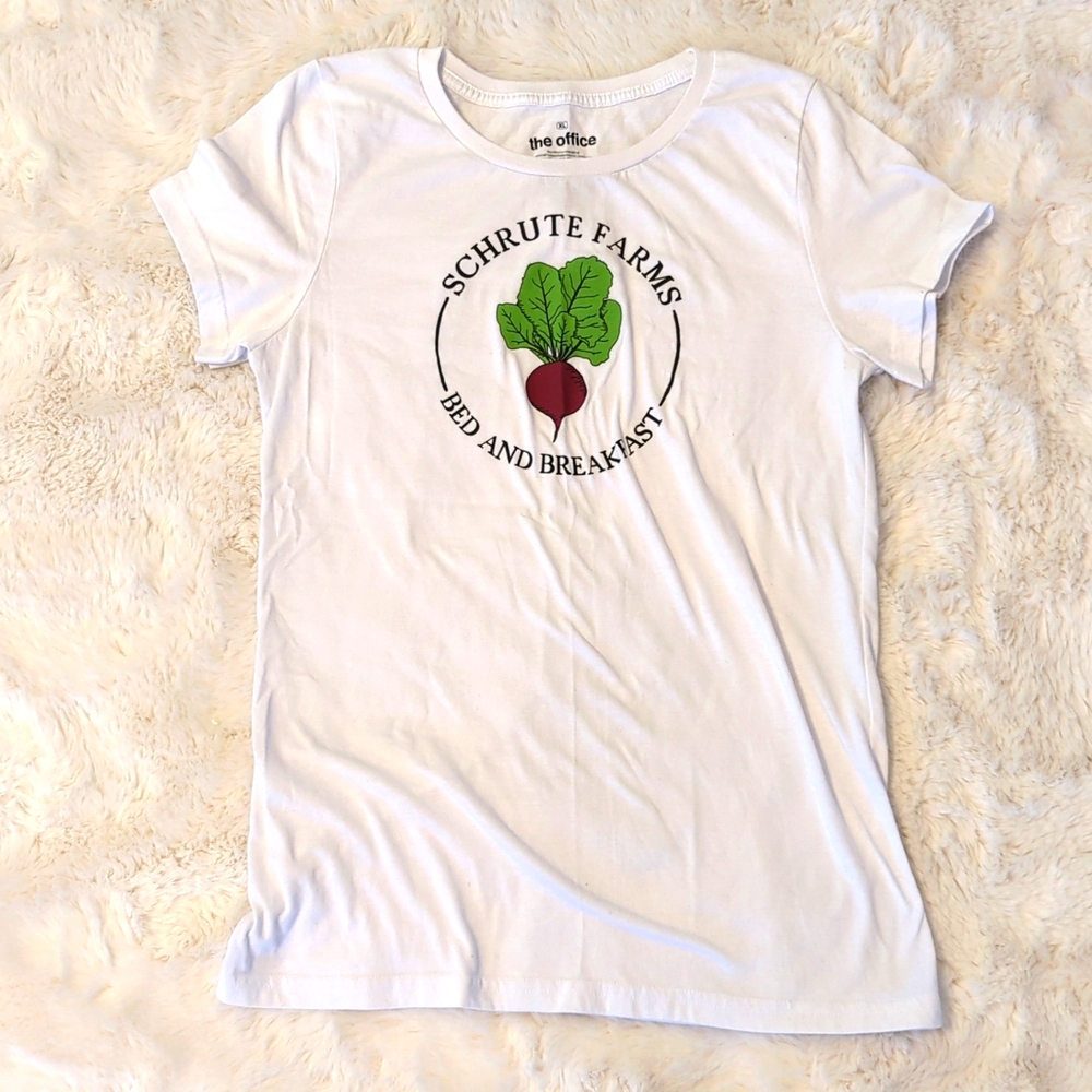 Like NEW Schrute Farms Tee